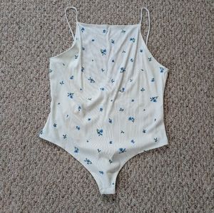 H&M Women's White and Blue Floral Sleeveless Body Suit *size XL*NWT*